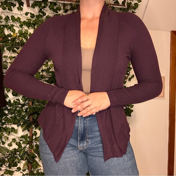 Express Cardigan - Picture 5 of 6